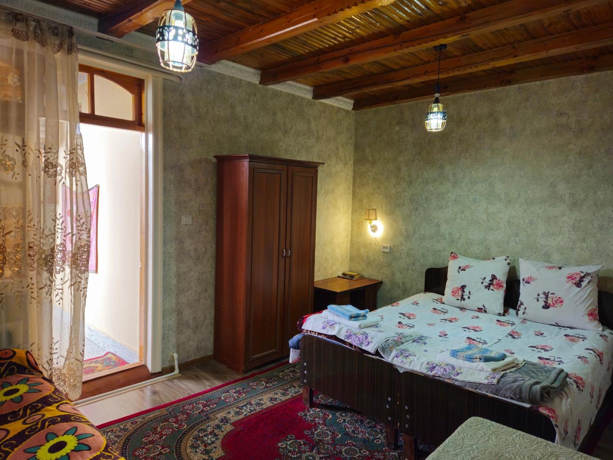 B&B Bahodir Samarkand Bagian luar foto