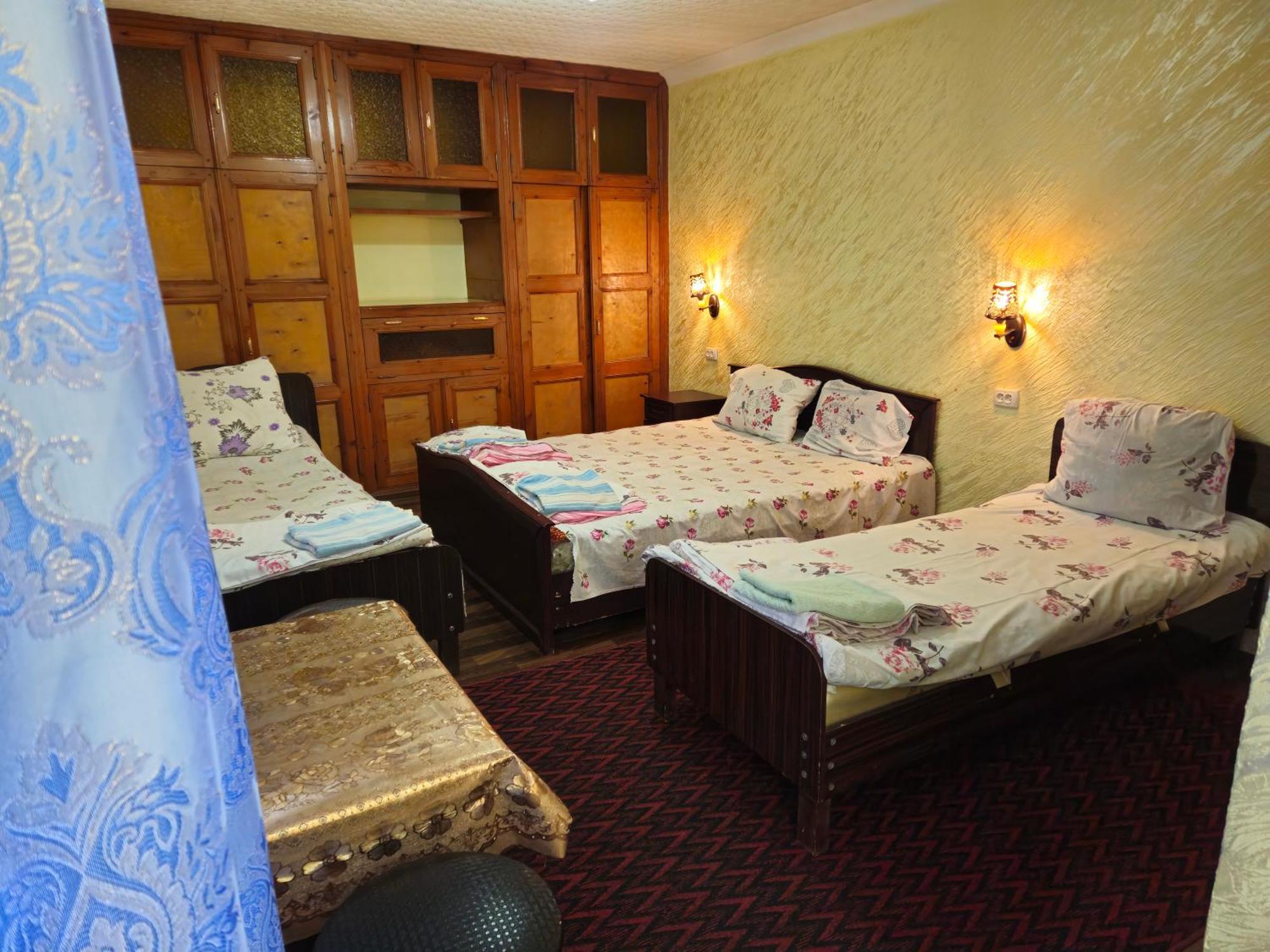 B&B Bahodir Samarkand Bagian luar foto