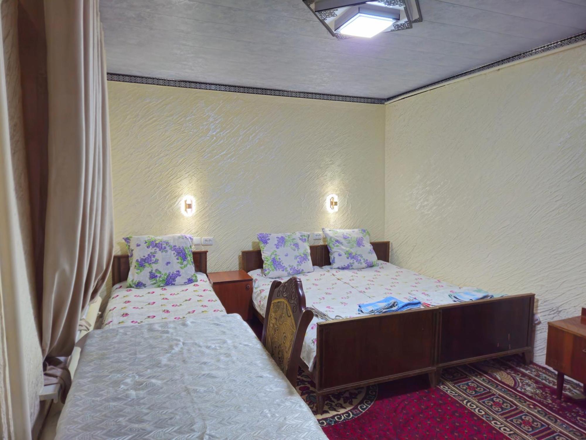 B&B Bahodir Samarkand Bagian luar foto