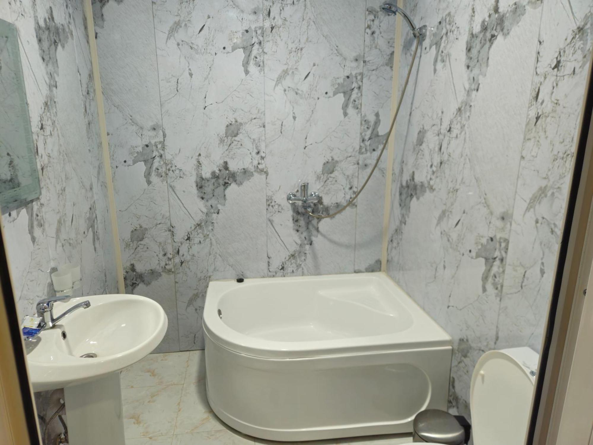 B&B Bahodir Samarkand Bagian luar foto